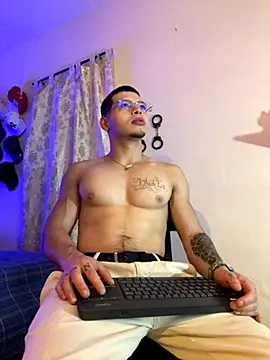 Matt your master  online show from 10-24-25, 10:55