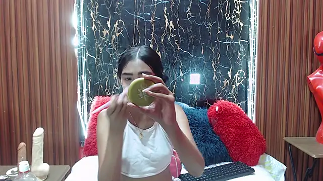 MadelinPaterson online show from 10-08-25, 07:22