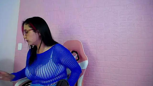Sara1126  online show from 09-22-25, 04:03