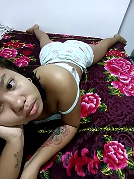 Snapshot of little_onixx chatting on 02-18-26, 11:28 little onixx online show from 02-18-26, 11:28