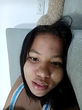 Snapshot of little_onixx chatting on 02-22-26, 12:36 little onixx online show from 02-22-26, 12:36