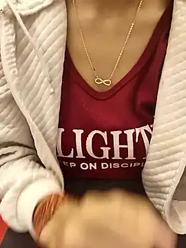 Snapshot of Sweets-jaanu chatting on 01-13-26, 05:57 Sweets-jaanu online show from 01-13-26, 05:57