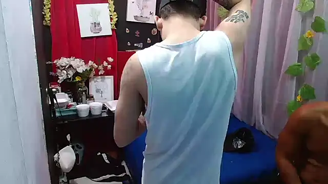 SSEXYY BITCHH online show from 11-11-25, 07:36