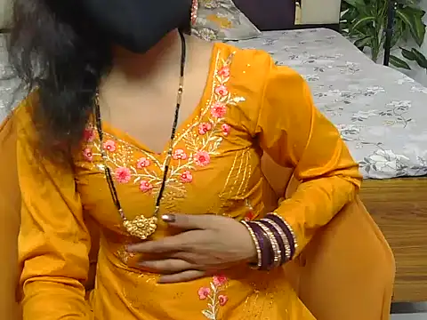 Lovelyy-couple online show from 09-22-25, 04:20