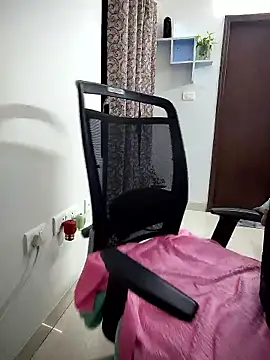 divya-jannu online show from 01-08-26, 04:31