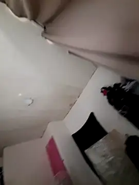 Snapshot of nenalinda69 chatting on 10-23-25, 07:45 nenalinda69 online show from 10-23-25, 07:45