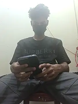 crish09 online show from 05-17-26, 08:01
