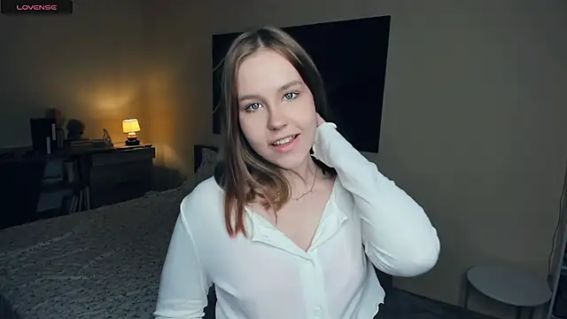 Snapshot of MaliaBourraine chatting on 09-24-25, 07:44 MaliaBourraine online show from 09-24-25, 07:44