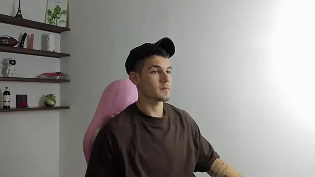 BooyHott  online show from 12-14-25, 06:56