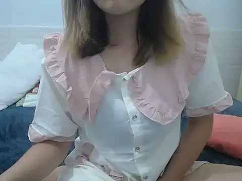 Snapshot of Hannie_26 chatting on 10-04-25, 05:22 Hannie 26 online show from 10-04-25, 05:22