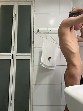 Snapshot of leeyoung_ chatting on 10-09-25, 07:06 leeyoung online show from 10-09-25, 07:06