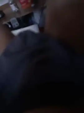 Snapshot of leeyoung_ chatting on 10-29-25, 07:21 leeyoung online show from 10-29-25, 07:21