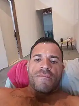 Snapshot of Claudiokkkkk chatting on 12-20-25, 08:05 Claudiokkkkk online show from 12-20-25, 08:05