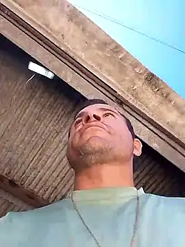 Snapshot of Claudiokkkkk chatting on 03-05-26, 01:07 Claudiokkkkk online show from 03-05-26, 01:07