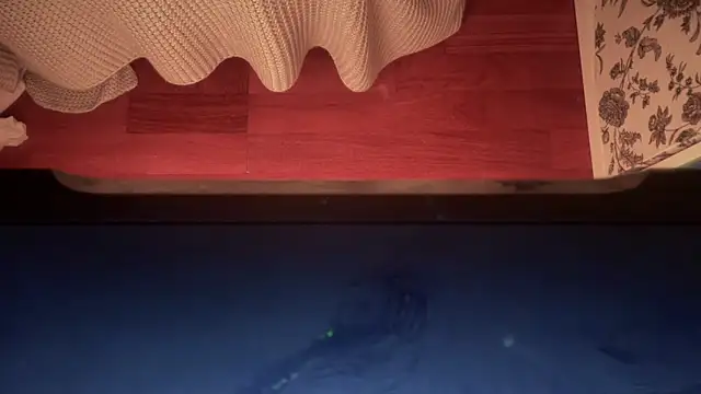 Snapshot of crisso06 chatting on 11-23-25, 06:24 crisso06 online show from 11-23-25, 06:24