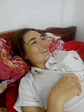 phuongxinhxan online show from 11-17-25, 08:09