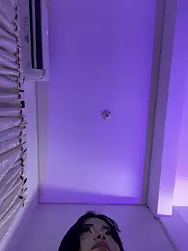 Mericute  online show from 04-17-26, 12:24