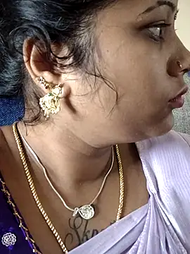 Snapshot of sweetqueen143 chatting on 09-26-25, 03:10 sweetqueen143 online show from 09-26-25, 03:10