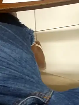 Snapshot of preto3561 chatting on 09-30-25, 02:55 preto3561 online show from 09-30-25, 02:55