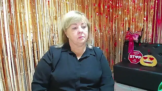 MilenaWedxy online show from 10-14-25, 04:57