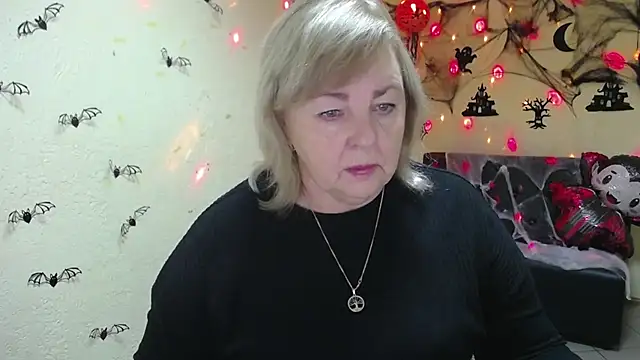 MilenaWedxy online show from 10-26-25, 05:46