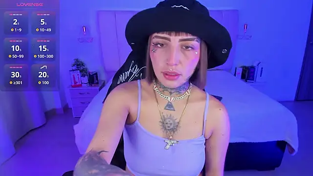 Gyal 8  online show from 03-07-26, 03:58