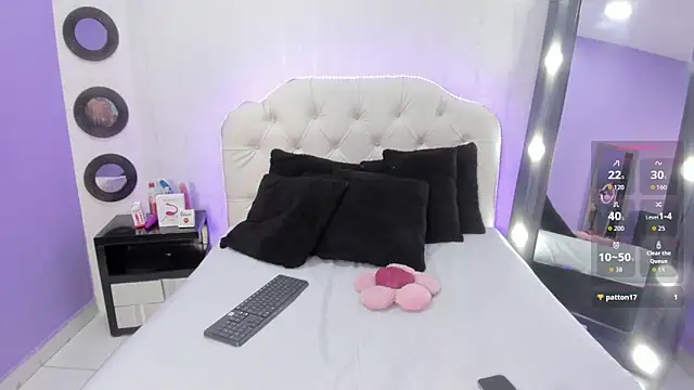 Thayla Fox online show from 10-20-25, 01:44