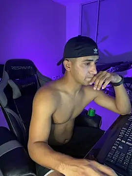 maxx 027 online show from 10-05-25, 04:11