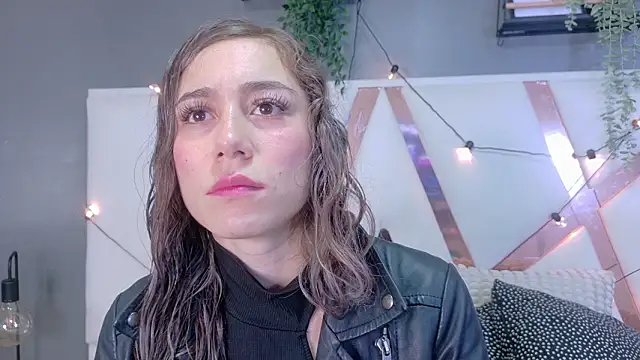 MyApril   online show from 03-26-26, 11:49