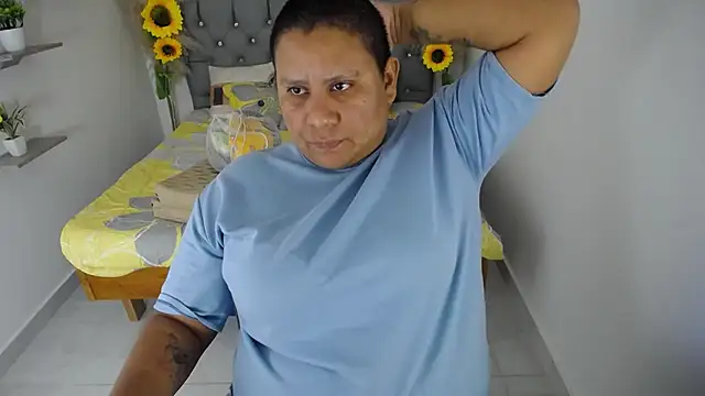 hotlesby valery online show from 11-28-25, 08:11