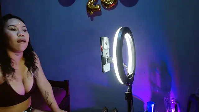 MelissaTommy online show from 10-13-25, 07:03