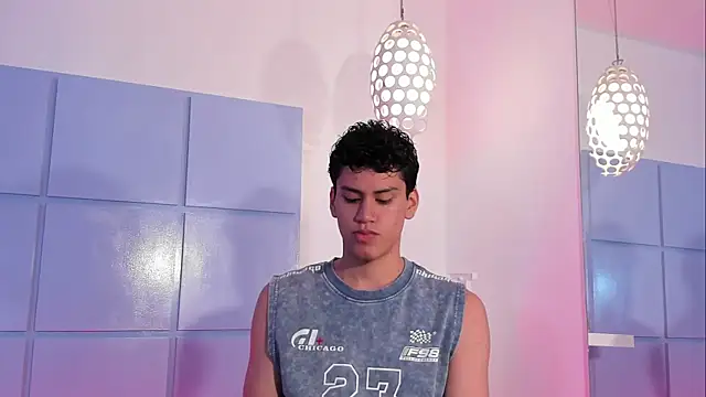 Snapshot of NicoGreys chatting on 09-23-25, 05:43 NicoGreys online show from 09-23-25, 05:43