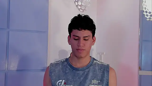 Snapshot of NicoGreys chatting on 09-24-25, 05:49 NicoGreys online show from 09-24-25, 05:49