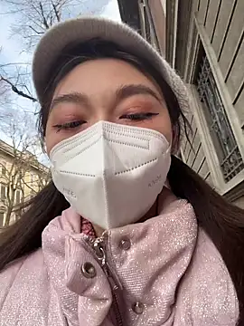 Snapshot of fioralba chatting on 01-10-26, 01:35 fioralba online show from 01-10-26, 01:35