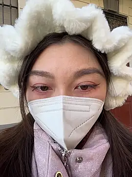 Snapshot of fioralba chatting on 01-11-26, 11:59 fioralba online show from 01-11-26, 11:59