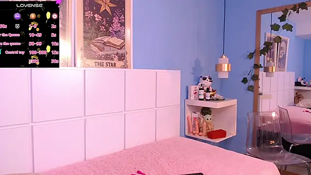 PenelopeBond online show from 11-07-25, 02:06