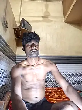 Snapshot of kkshan0923 chatting on 11-22-25, 10:36 kkshan0923 online show from 11-22-25, 10:36