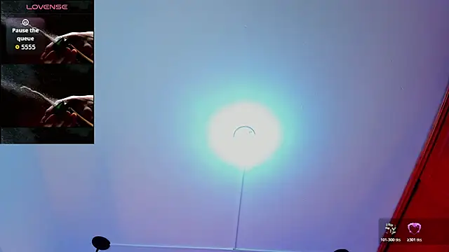 Snapshot of SophieSweet88 chatting on 12-19-25, 10:44 SophieSweet88 online show from 12-19-25, 10:44