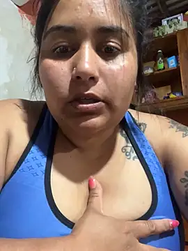 Snapshot of Ayee23-3 chatting on 09-19-25, 02:13 Ayee23-3 online show from 09-19-25, 02:13