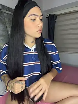 liahouses online show from 02-16-26, 11:56