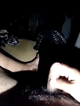 Snapshot of Galardon1 chatting on 09-19-25, 06:04 Galardon1 online show from 09-19-25, 06:04