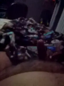 Snapshot of Galardon1 chatting on 12-22-25, 07:05 Galardon1 online show from 12-22-25, 07:05