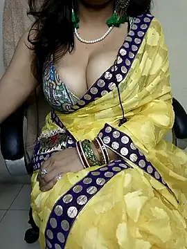 Hey Jully online show from 10-29-25, 05:20