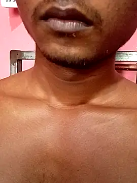 Snapshot of ashenerantha chatting on 10-27-25, 01:20 ashenerantha online show from 10-27-25, 01:20