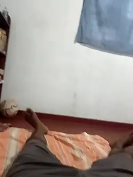 Snapshot of ashenerantha chatting on 11-20-25, 10:48 ashenerantha online show from 11-20-25, 10:48