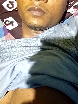 Snapshot of ashenerantha chatting on 11-27-25, 05:20 ashenerantha online show from 11-27-25, 05:20