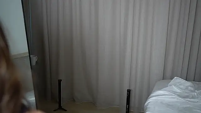 Snapshot of Peachxlush chatting on 12-01-25, 02:33 Peachxlush online show from 12-01-25, 02:33