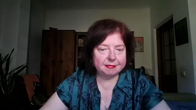 Snapshot of Violet_Pulse chatting on 05-08-26, 01:05 Violet Pulse online show from 05-08-26, 01:05