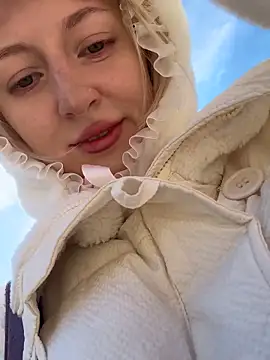 RonnieKiss online show from 10-09-25, 04:21