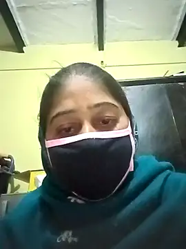 Cute-Charvii online show from 01-17-26, 02:16